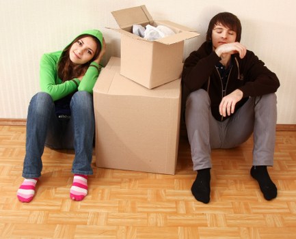 Moving truck service in Kensington for residential and commercial relocations