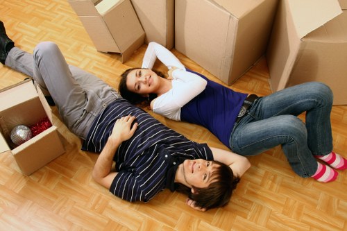 Small van removal service for flats and apartments in Kensington